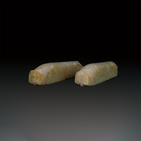 圆雕手握一对
